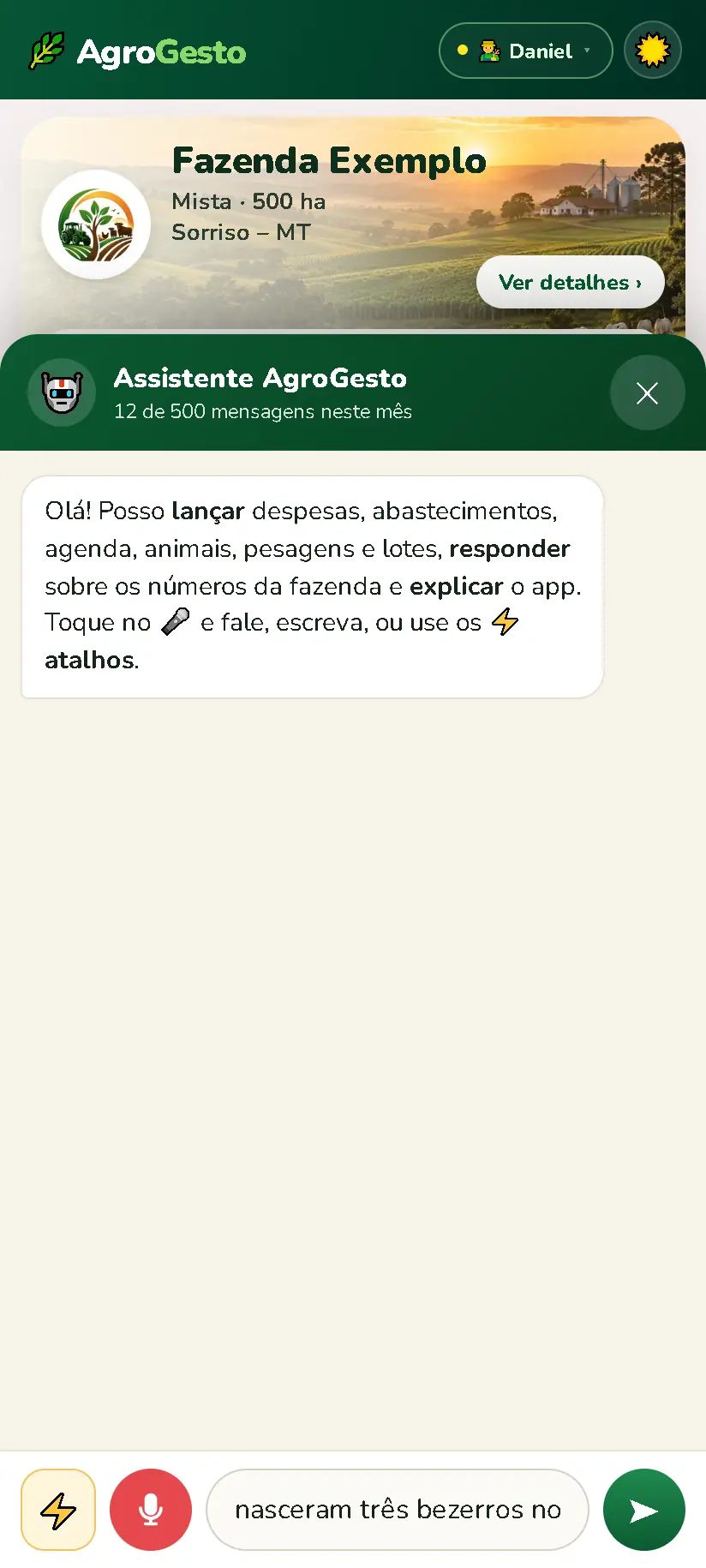 Microfone do assistente ouvindo o produtor